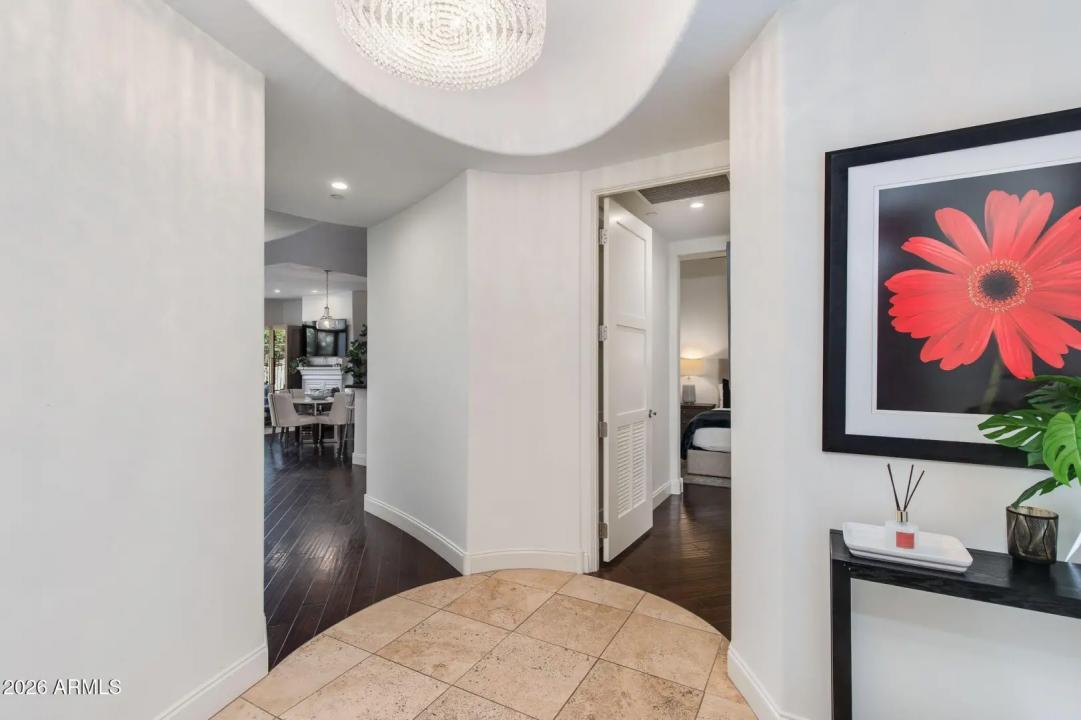 Real Estate Picture 6