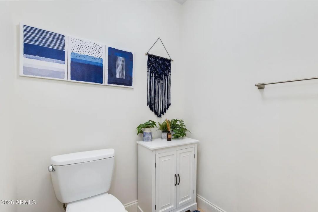 Real Estate Picture 28