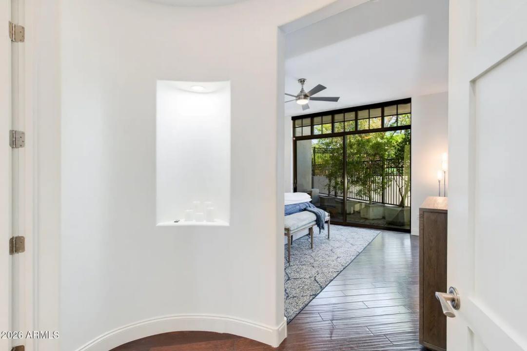 Real Estate Picture 20