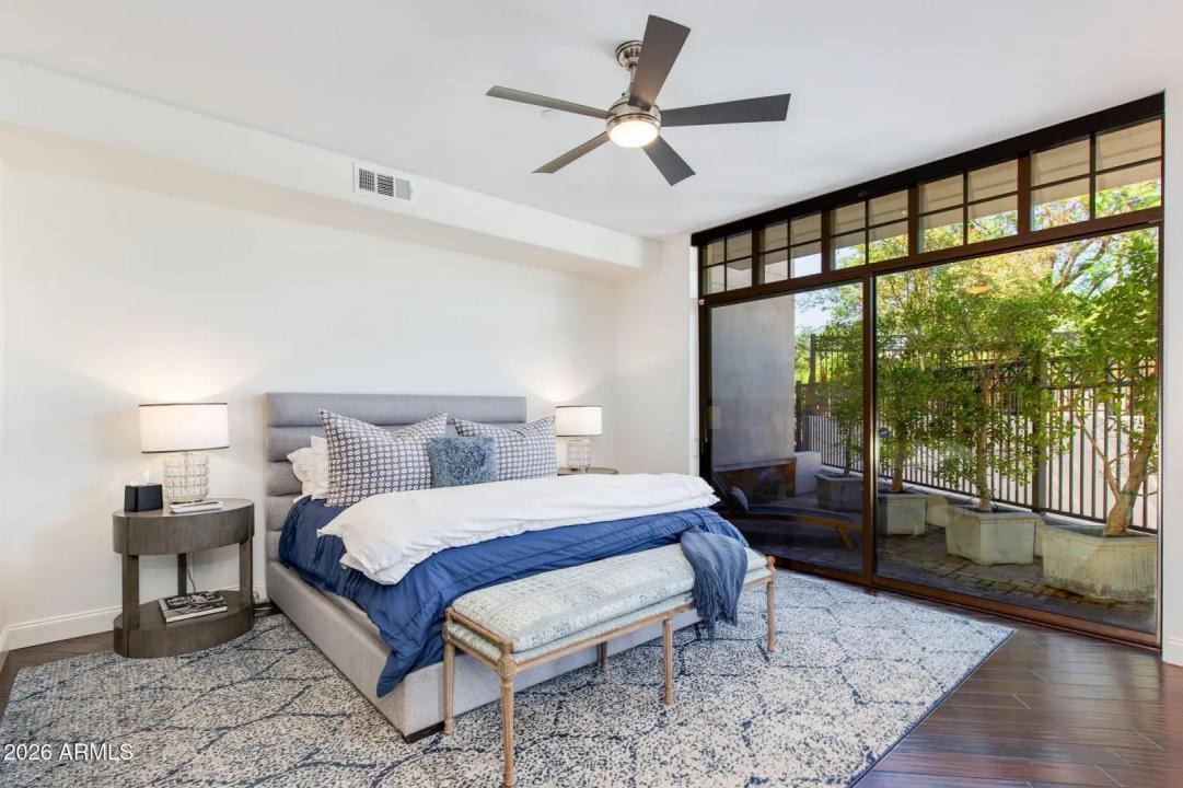 Real Estate Picture 21