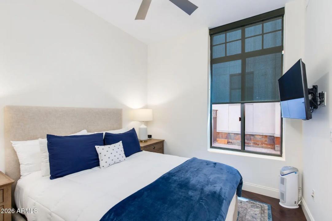 Real Estate Picture 30