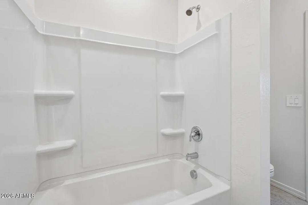 Real Estate Picture 7