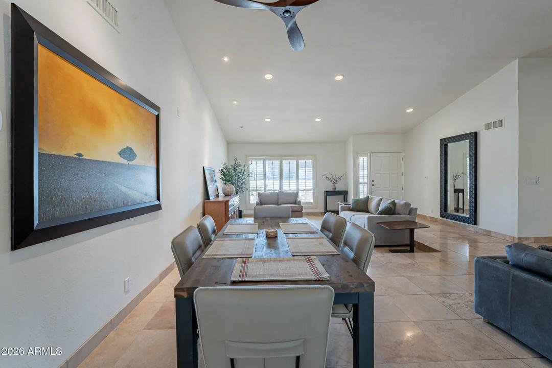 Real Estate Picture 13