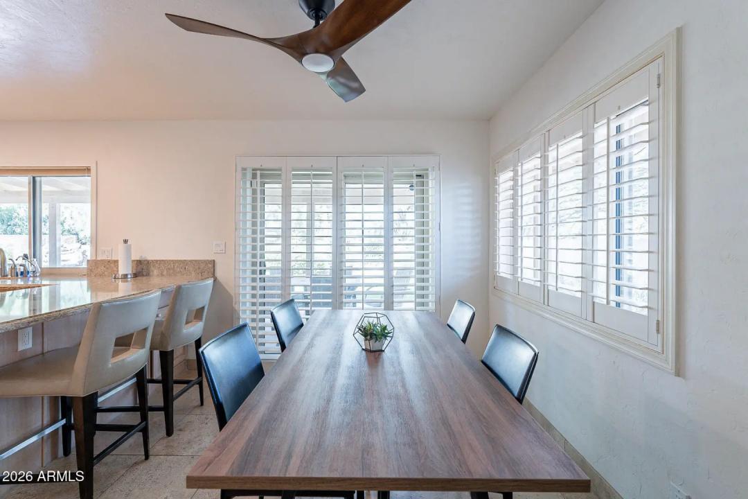 Real Estate Picture 22