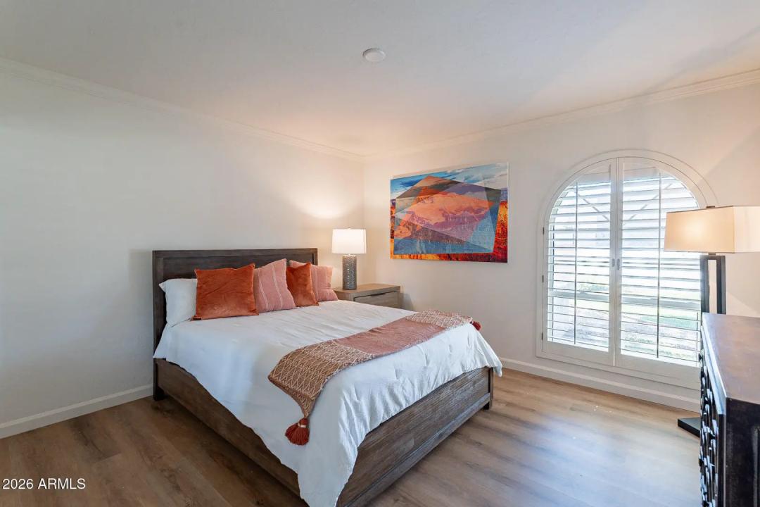 Real Estate Picture 29