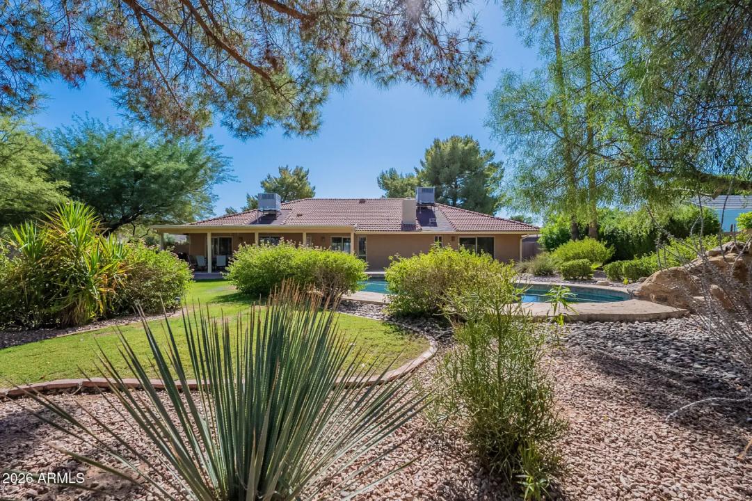 Real Estate Picture 37