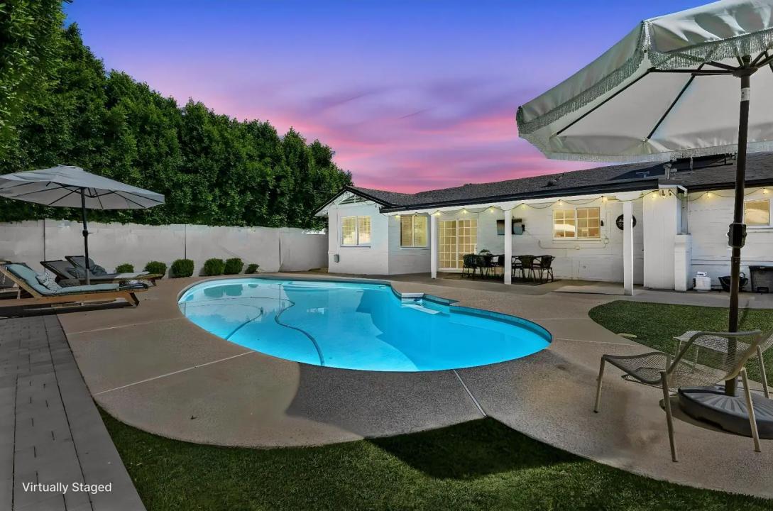 Real Estate Picture 32