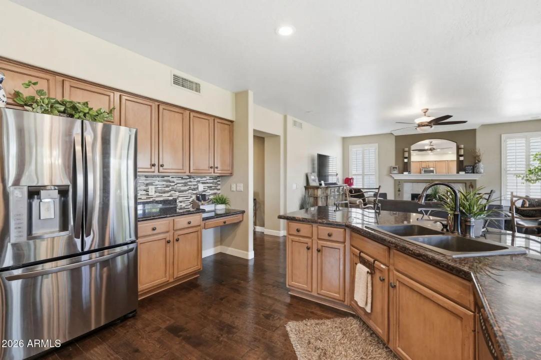 Real Estate Picture 10