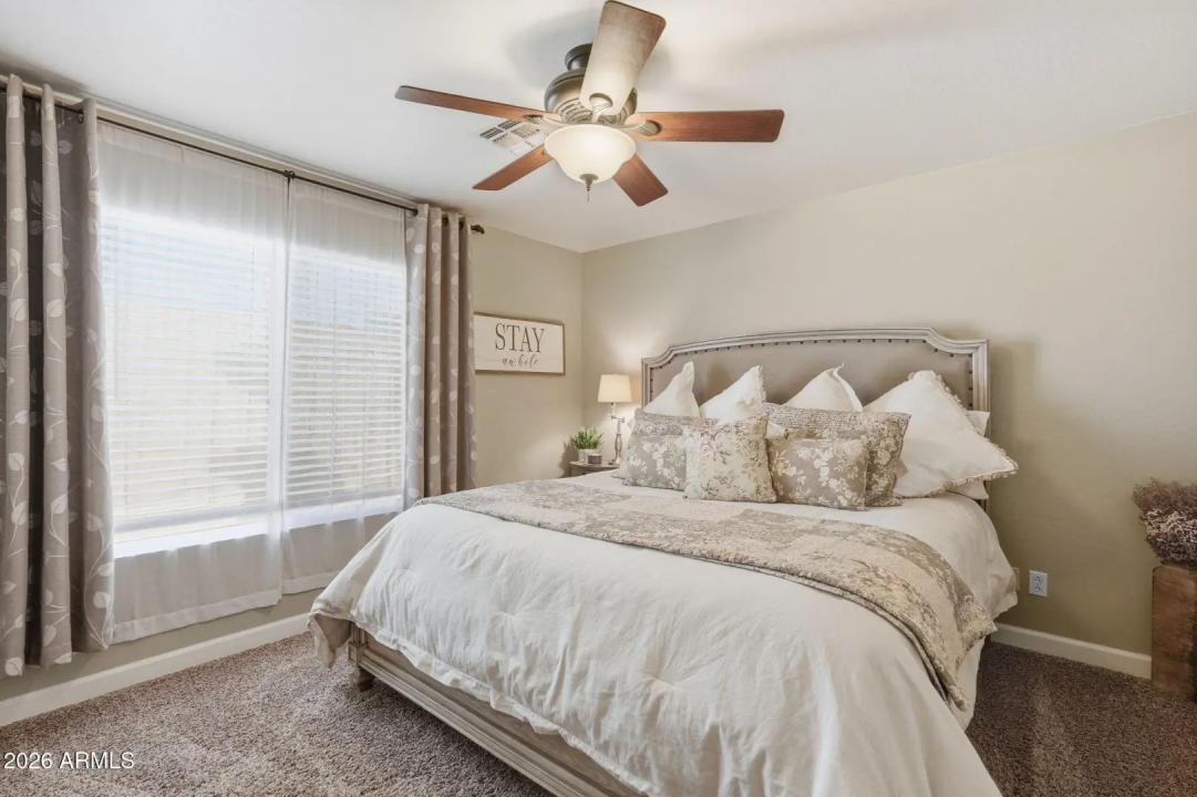 Real Estate Picture 22
