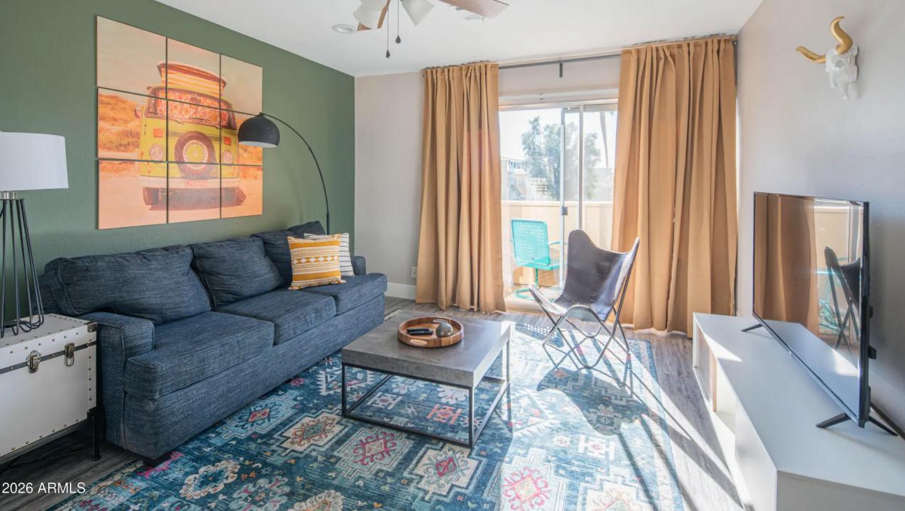 Real Estate Picture 13