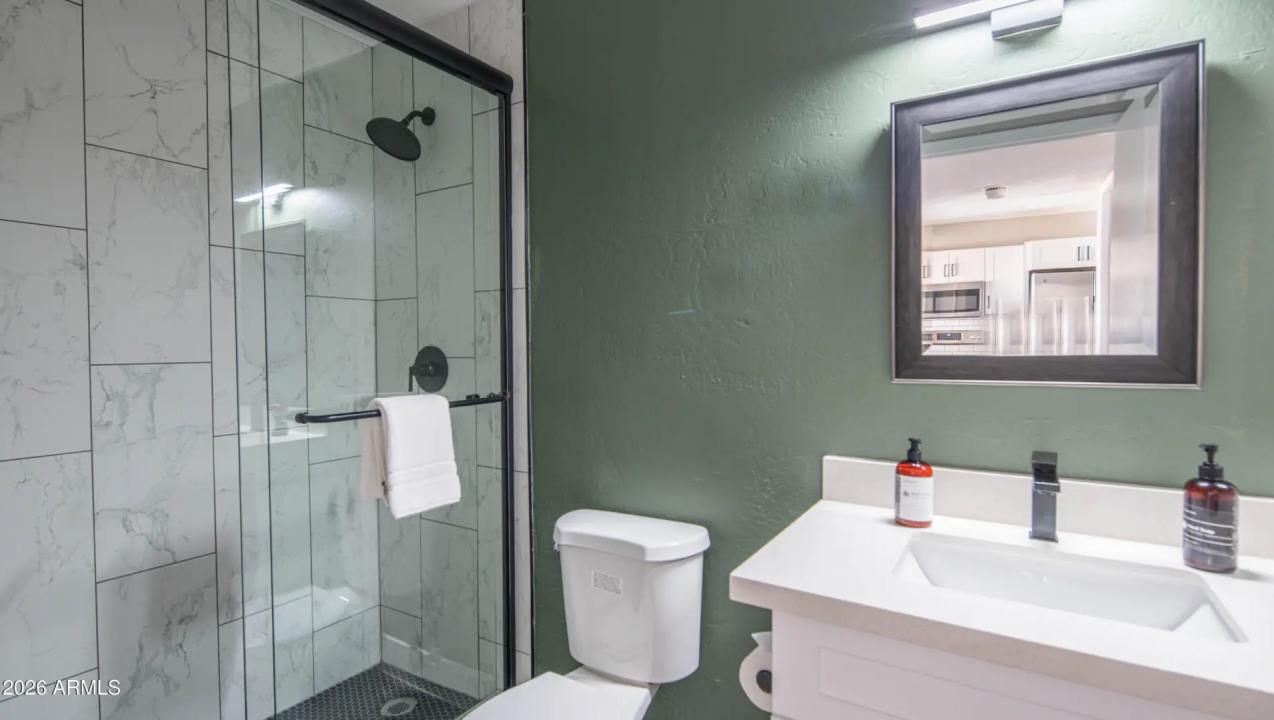 Real Estate Picture 22