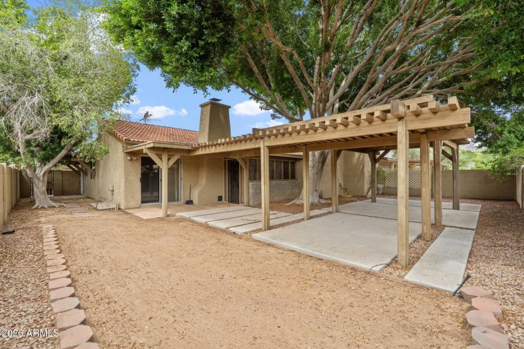 Real Estate Picture 19