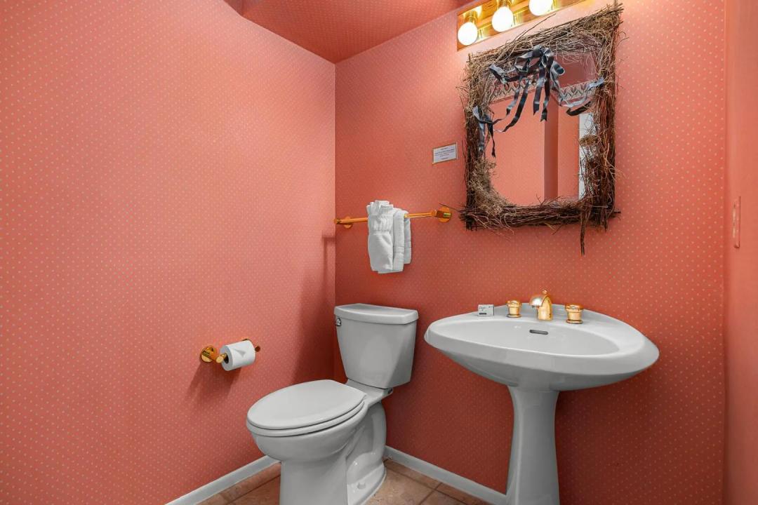 Real Estate Picture 20