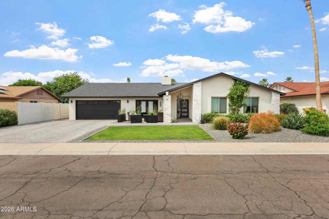 Real Estate Picture 2