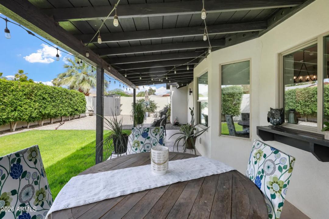 Real Estate Picture 19