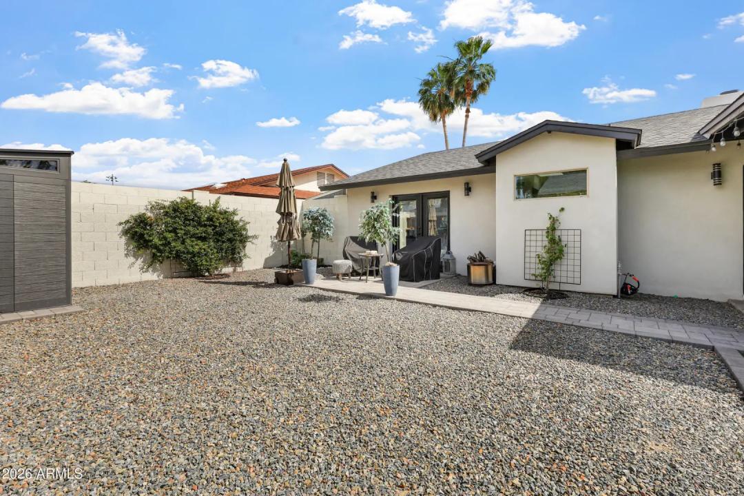Real Estate Picture 17