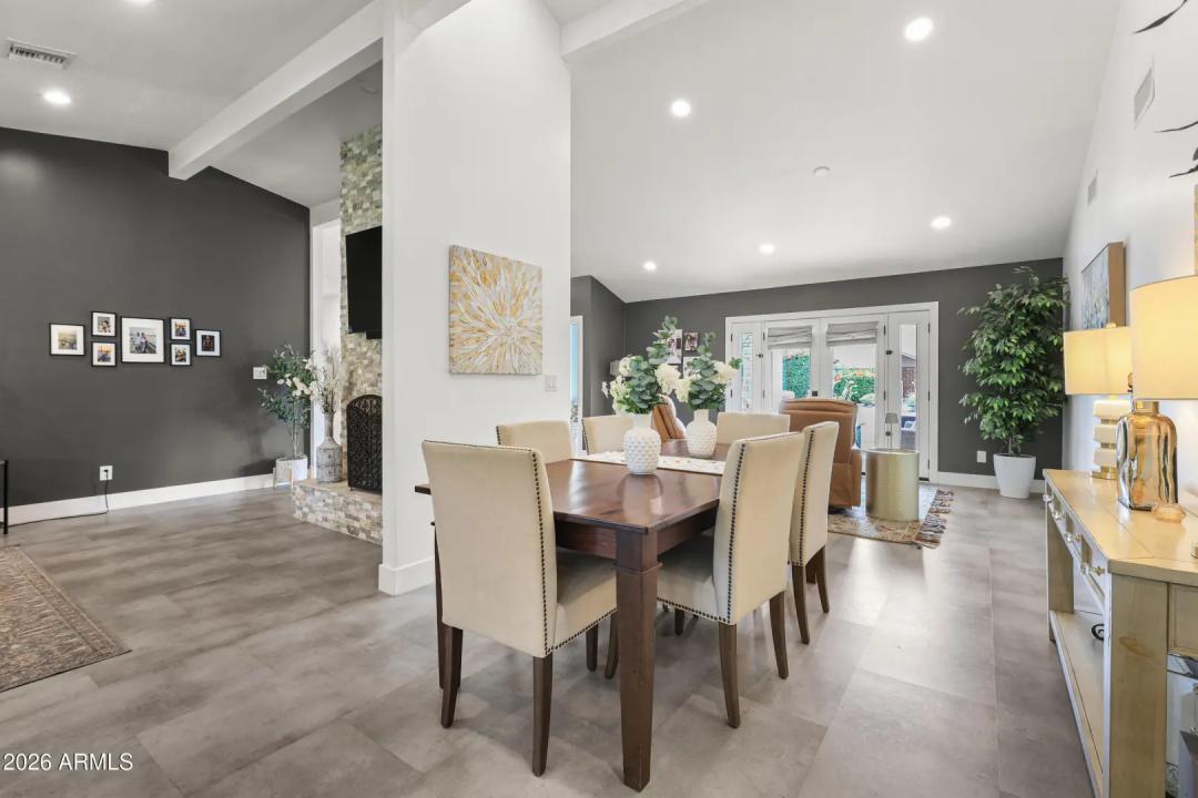 Real Estate Picture 20