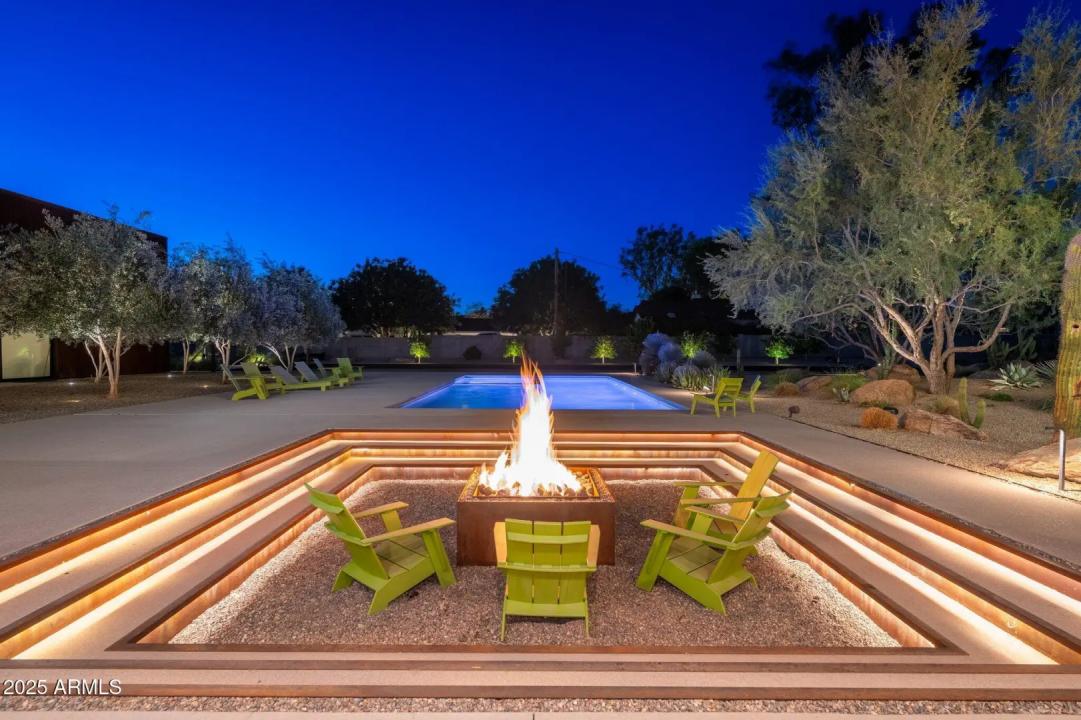 Real Estate Picture 5