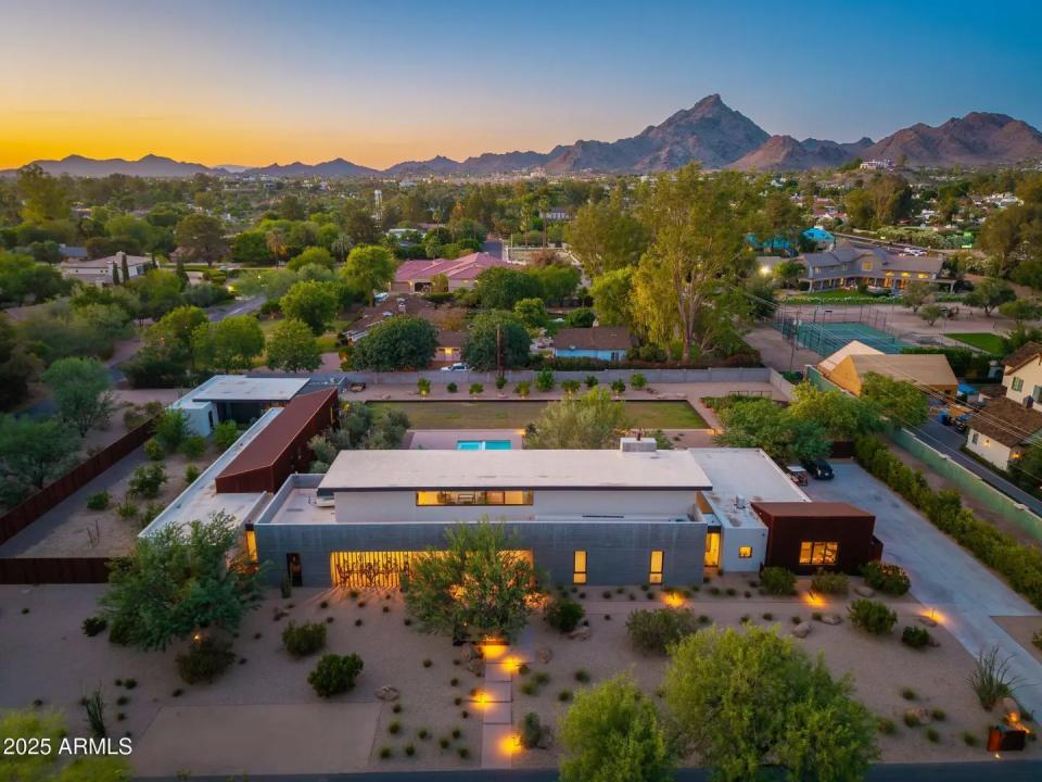 Real Estate Picture 33