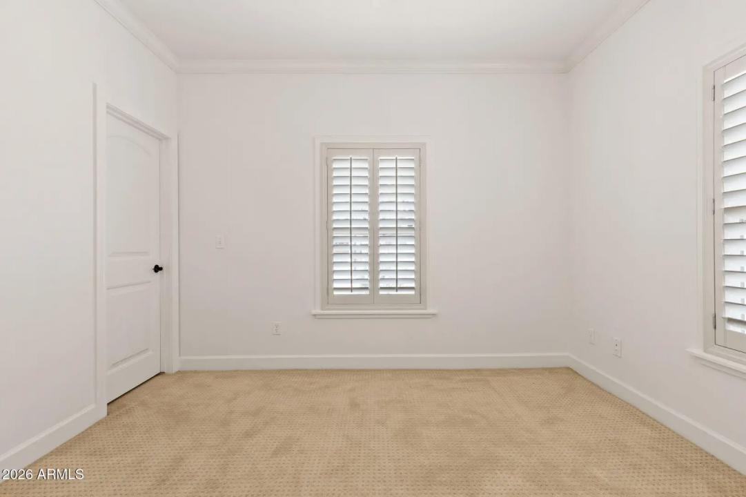 Real Estate Picture 27