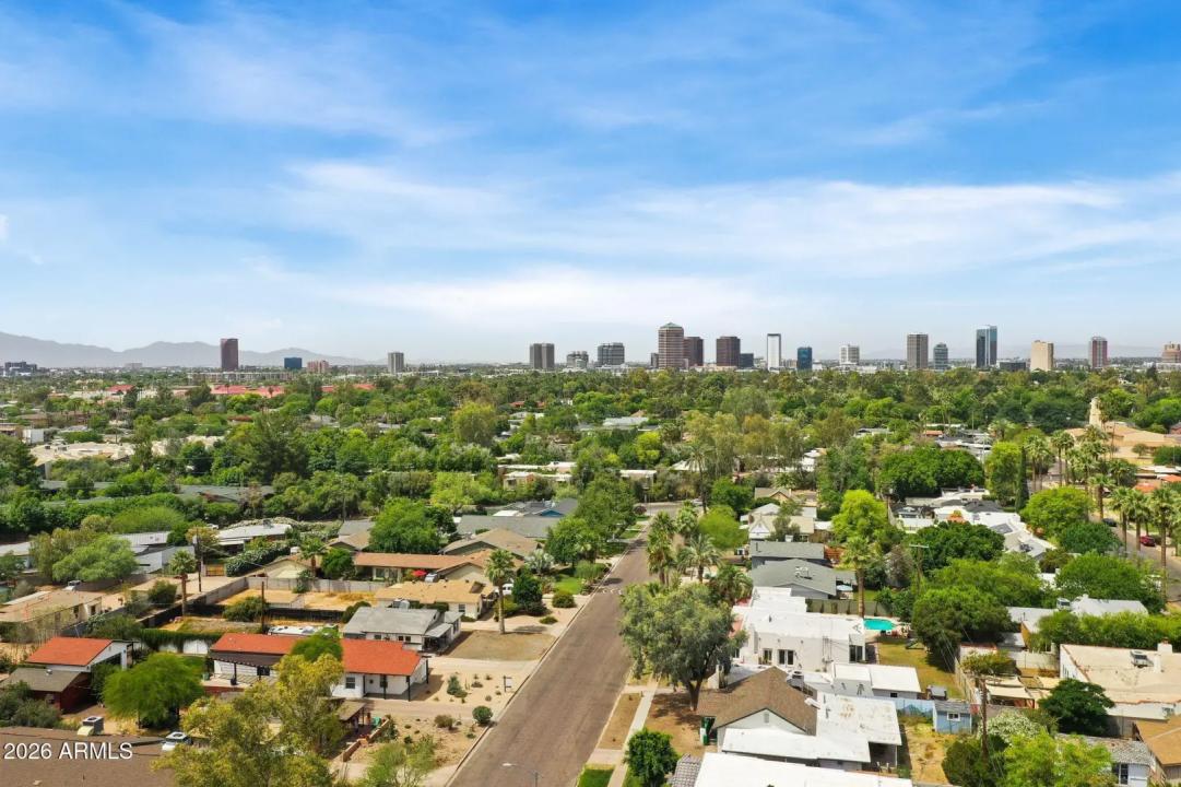 Real Estate Picture 39