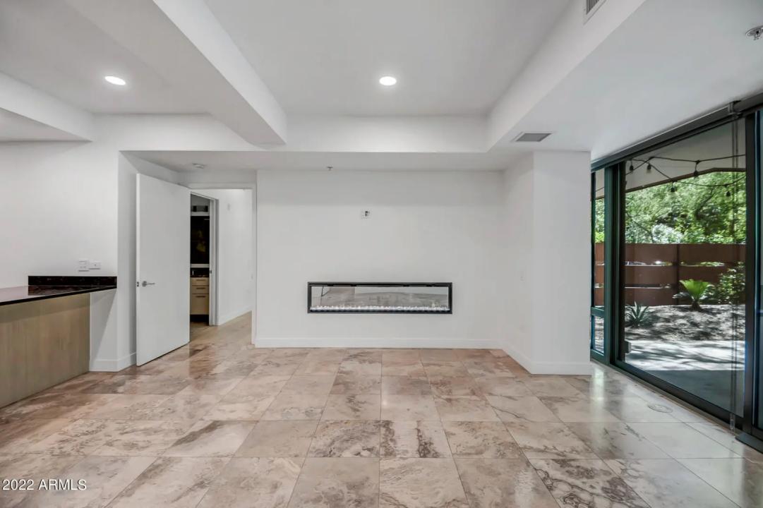 Real Estate Picture 5