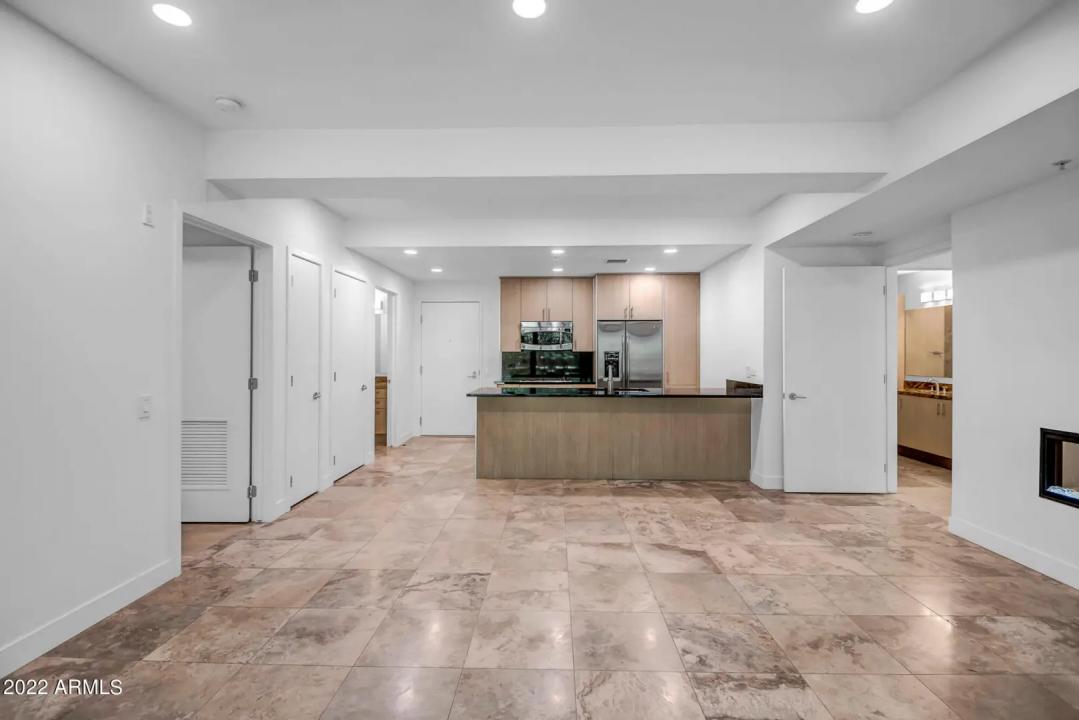 Real Estate Picture 6