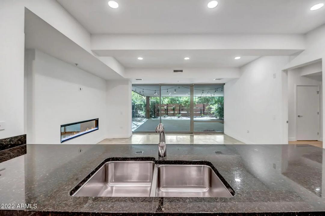 Real Estate Picture 7