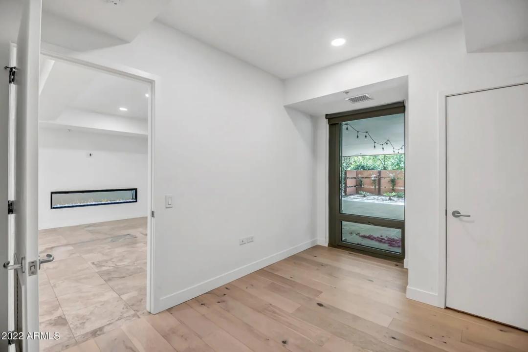 Real Estate Picture 19