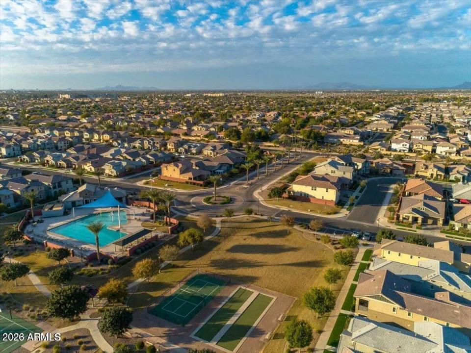 Real Estate Picture 45