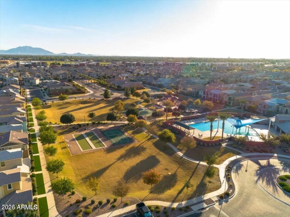 Real Estate Picture 46