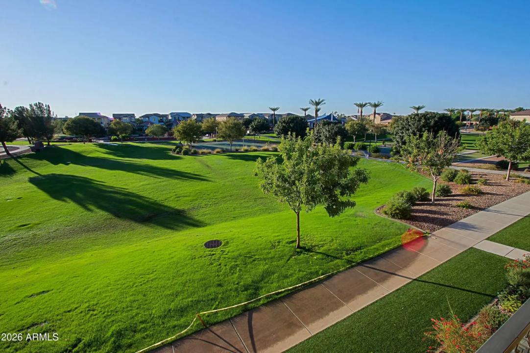 Real Estate Picture 27