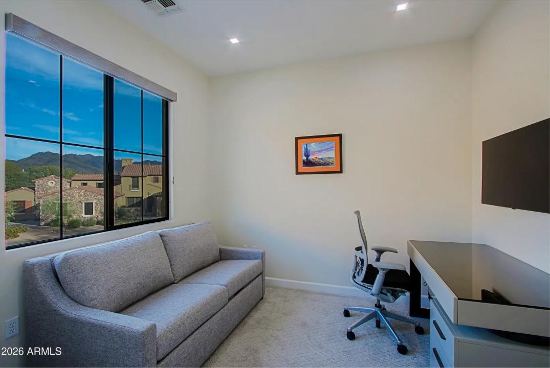 Real Estate Picture 19