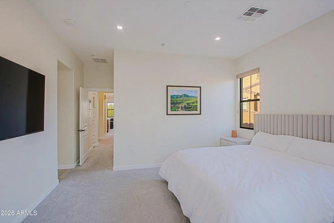 Real Estate Picture 29