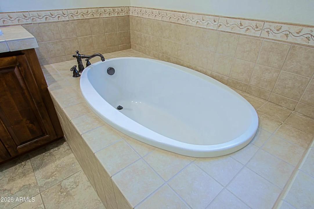 Real Estate Picture 35