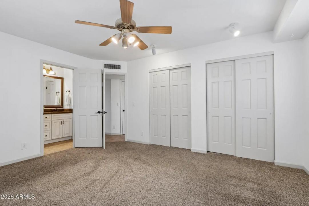 Real Estate Picture 15