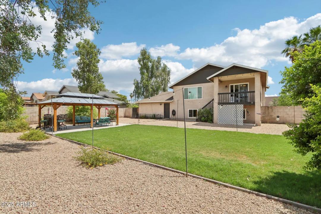 Real Estate Picture 30