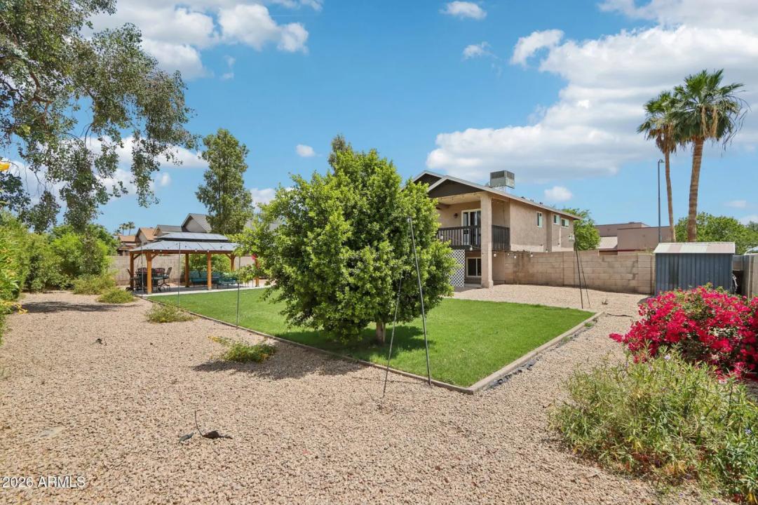 Real Estate Picture 34