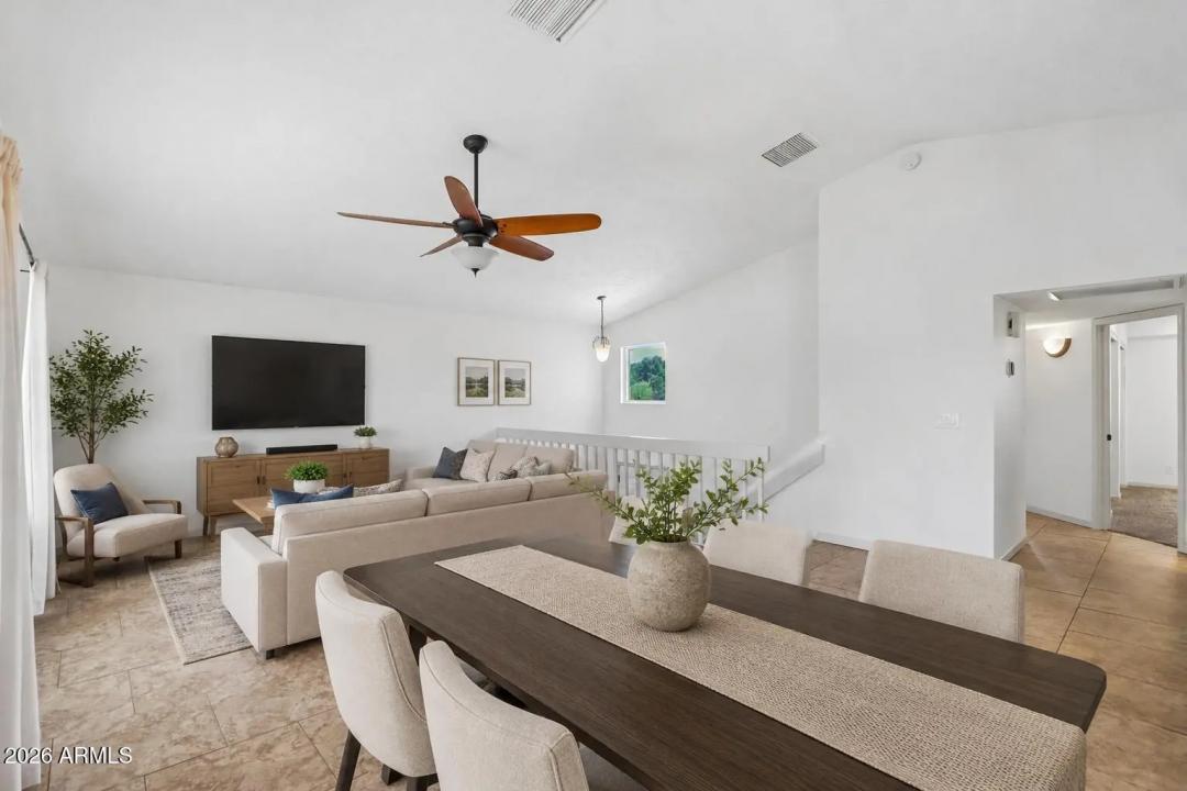 Real Estate Picture 6
