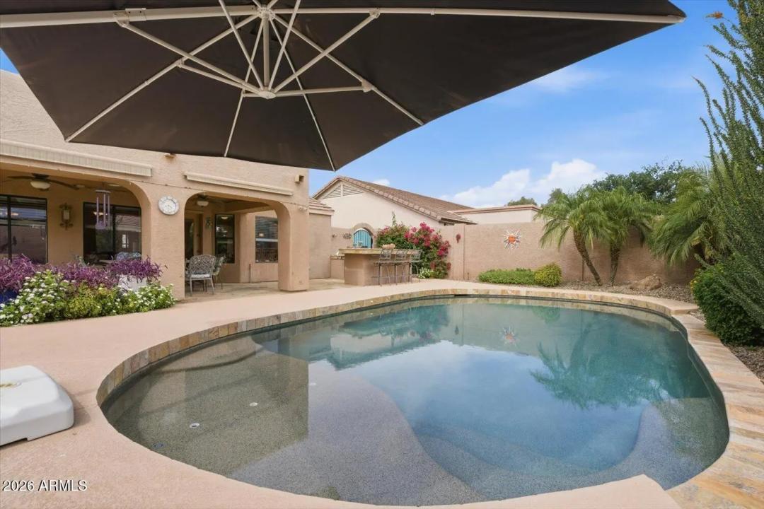 Real Estate Picture 23