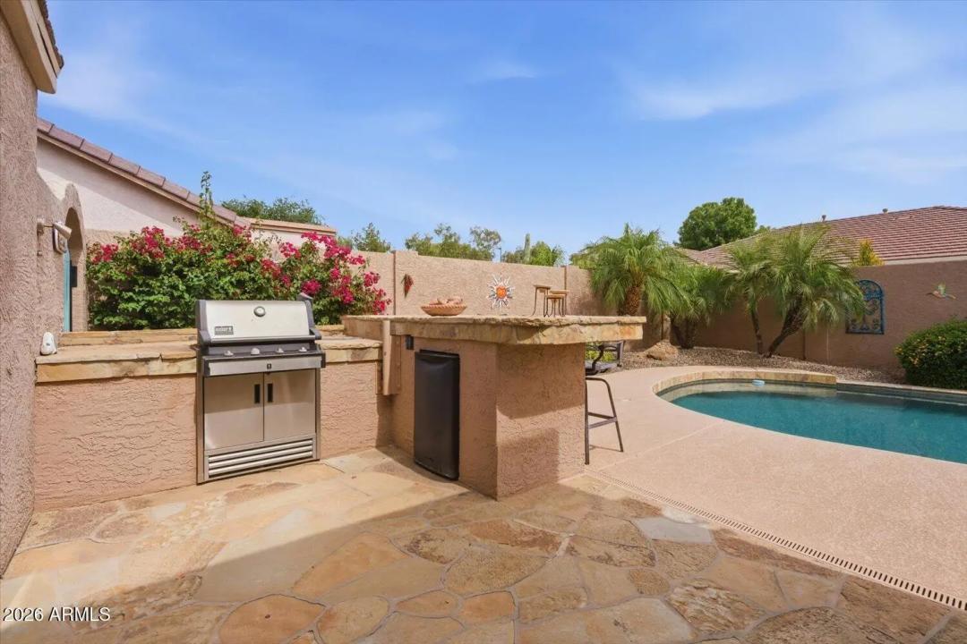 Real Estate Picture 22