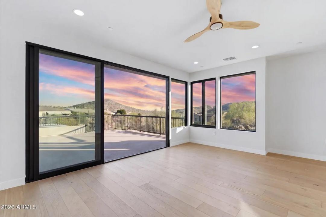 Real Estate Picture 36