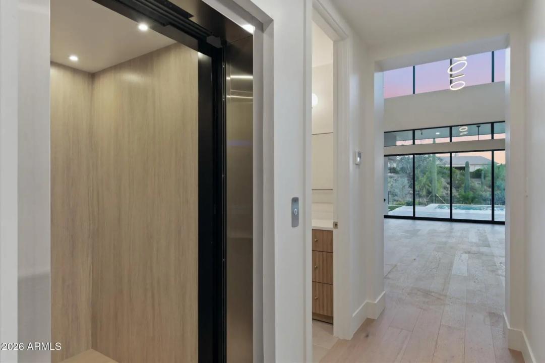 Real Estate Picture 29