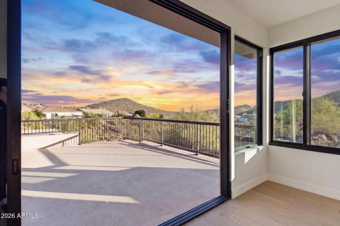 Real Estate Picture 38