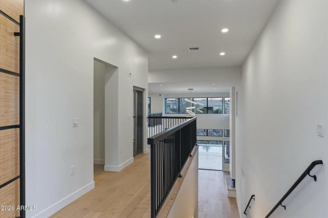 Real Estate Picture 28