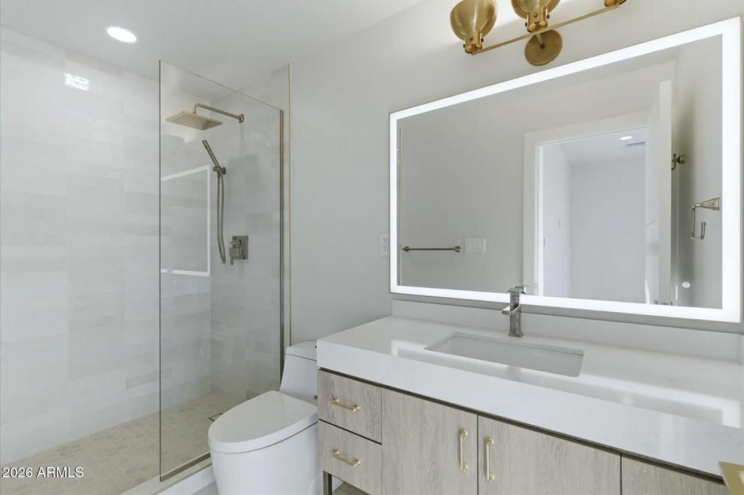 Real Estate Picture 54
