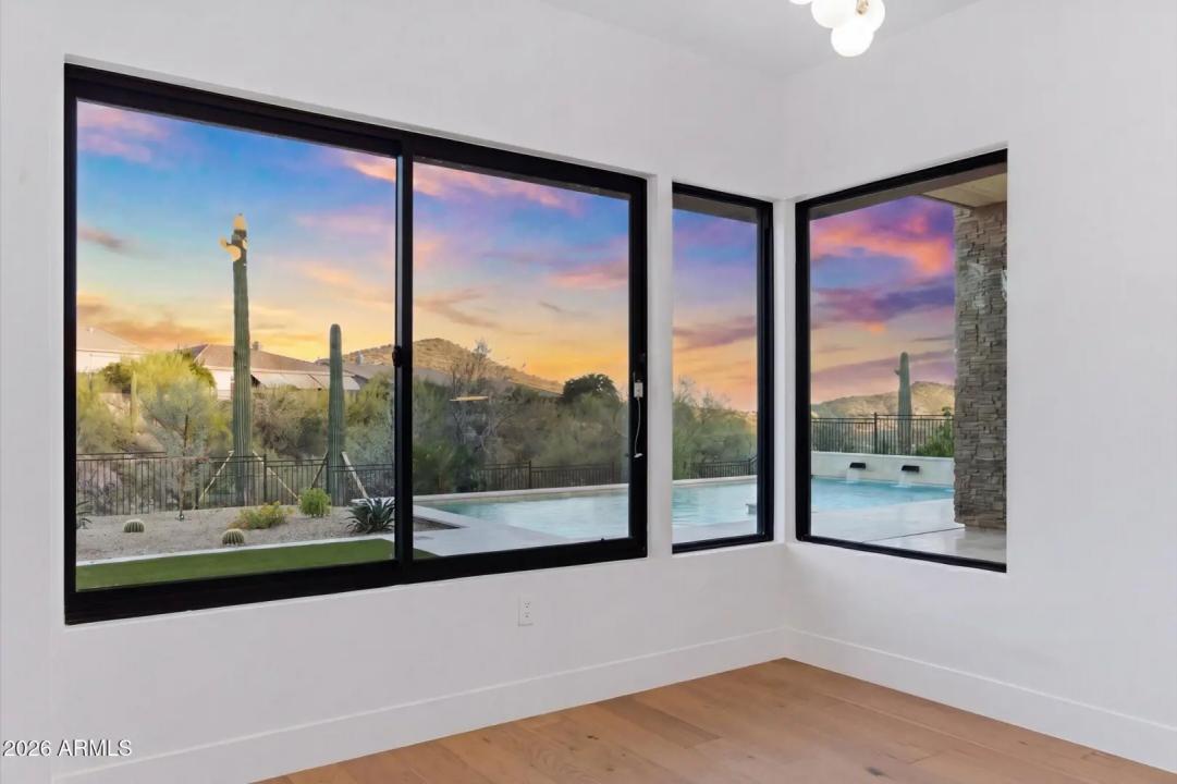Real Estate Picture 27