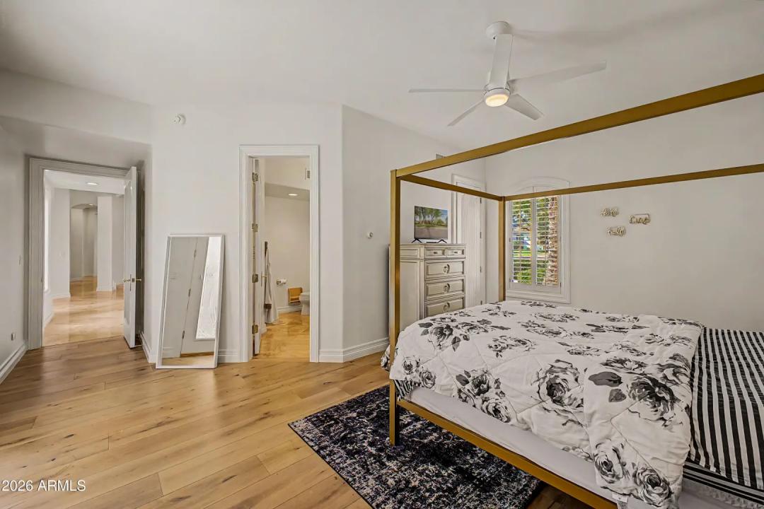 Real Estate Picture 28