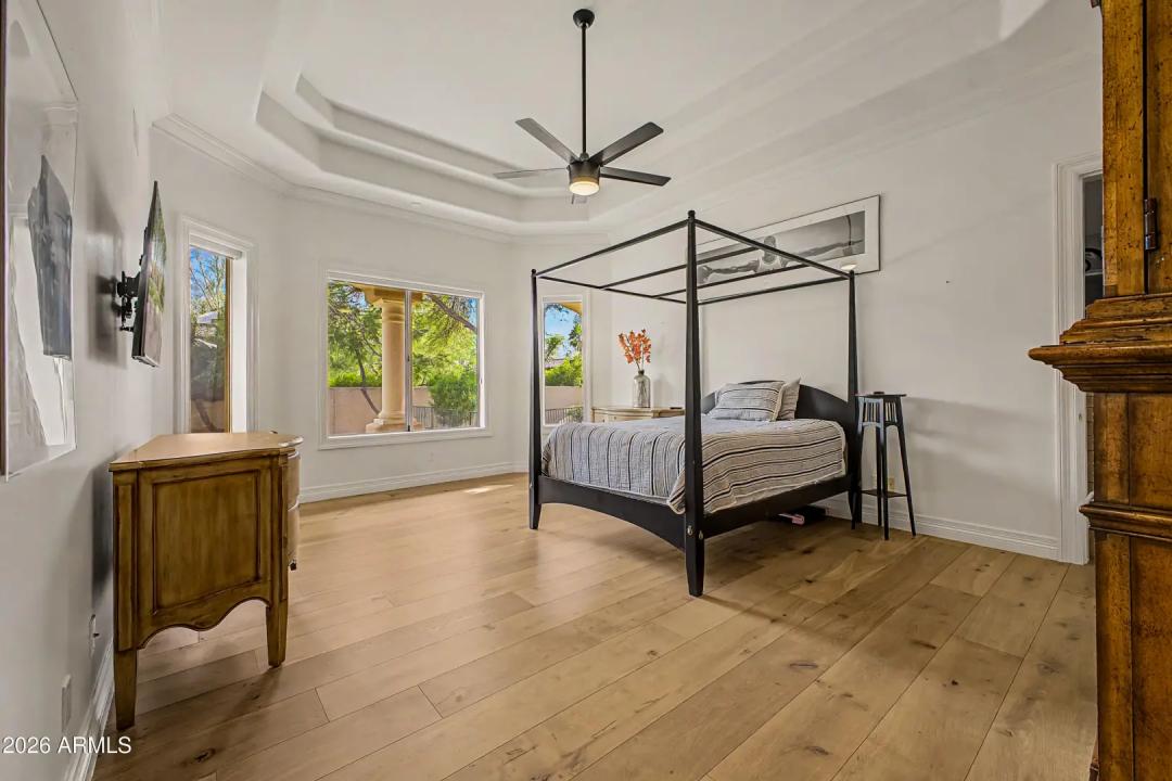 Real Estate Picture 23