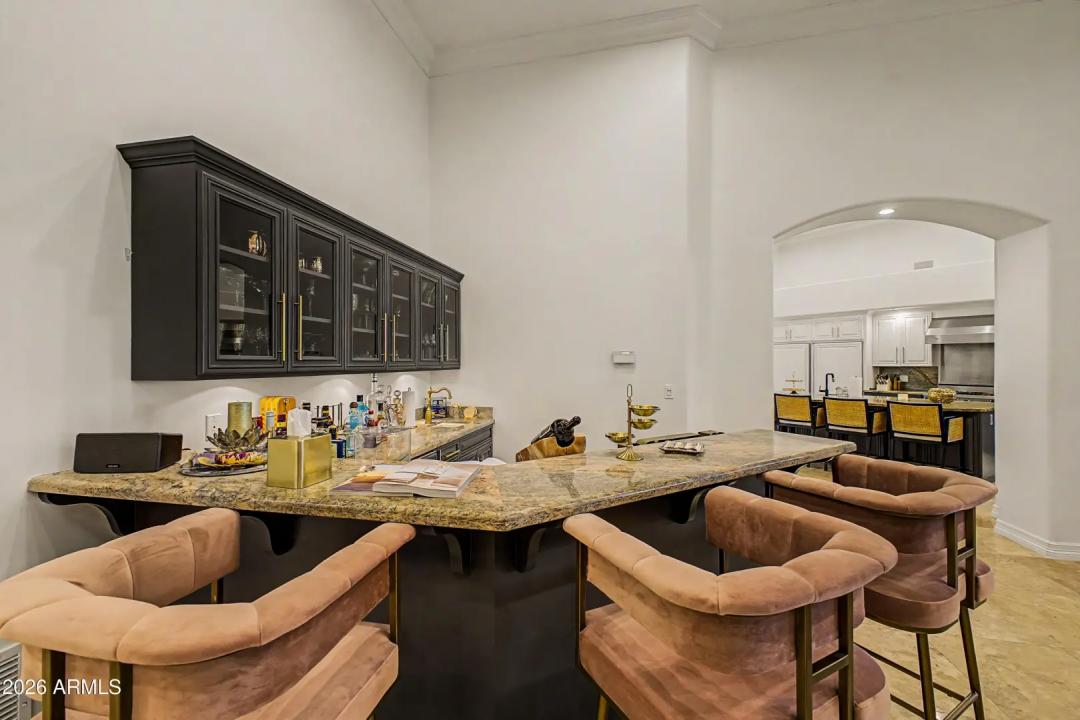 Real Estate Picture 13